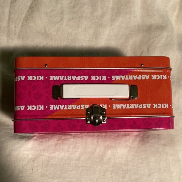 Metal lunch box - Picture 3 of 4